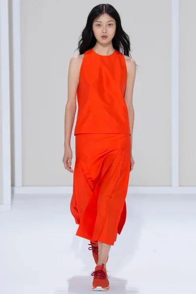 Look 43